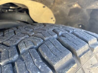 2019 Ford Expedition XLT   - Photo 10 - Topeka, KS 66608