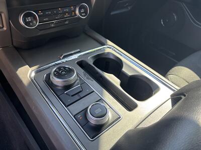2019 Ford Expedition XLT   - Photo 20 - Topeka, KS 66608