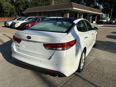 2016 Kia Optima EX   - Photo 6 - Topeka, KS 66608