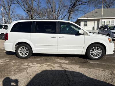2016 Dodge Grand Caravan SXT Plus   - Photo 2 - Topeka, KS 66608