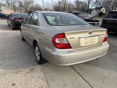 2004 Toyota Camry LE   - Photo 4 - Topeka, KS 66608