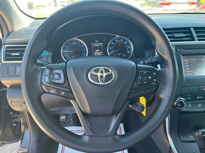 2016 Toyota Camry LE   - Photo 20 - Topeka, KS 66608