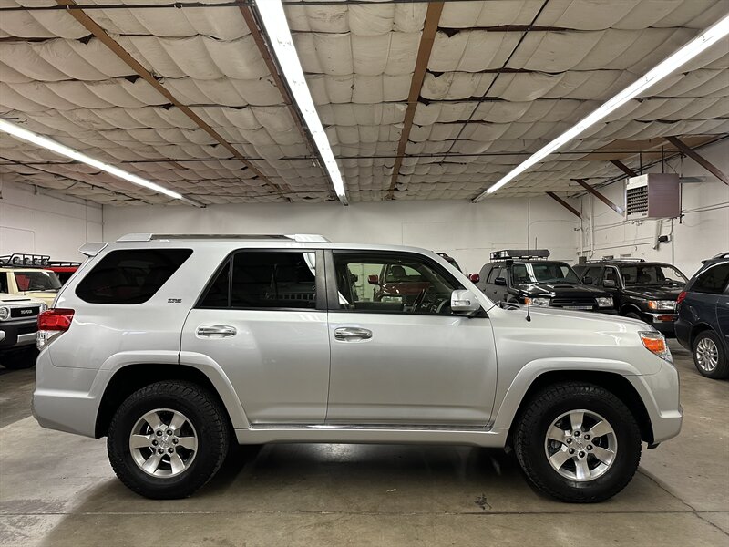 2013 Toyota 4Runner Limited photo
