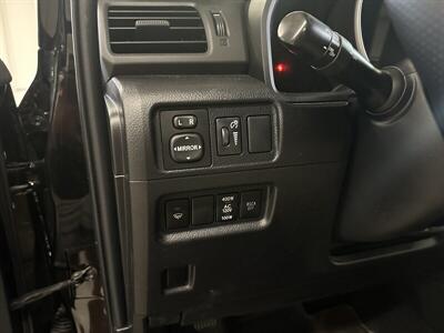 2013 Toyota 4Runner Limited  3rd row seating - Photo 26 - Portland, OR 97220
