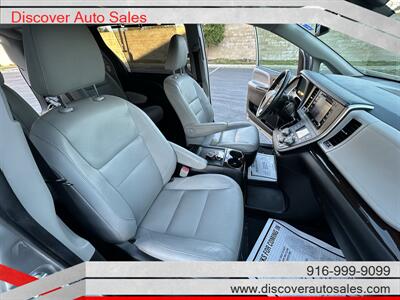 2020 Toyota Sienna XLE 7-Passenger HANDICAP WHEELCHAIR ACCESSIBLE VAN - Photo 13 - Sacramento, CA 95821
