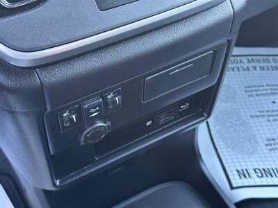 2020 Toyota Sienna XLE 7-Passenger HANDICAP WHEELCHAIR ACCESSIBLE VAN - Photo 24 - Sacramento, CA 95821