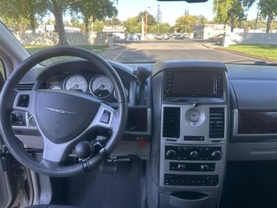 2010 Chrysler Town & Country Touring HANDICAP WHEELCHAIR ACCESSIBLE VAN - Photo 23 - Sacramento, CA 95821