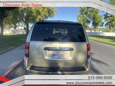 2010 Chrysler Town & Country Touring HANDICAP WHEELCHAIR ACCESSIBLE VAN - Photo 7 - Sacramento, CA 95821