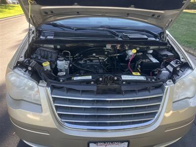 2010 Chrysler Town & Country Touring HANDICAP WHEELCHAIR ACCESSIBLE VAN - Photo 33 - Sacramento, CA 95821