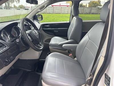 2014 Dodge Grand Caravan SE  HANDICAP WHEELCHAIR ACCESSIBLE VAN - Photo 18 - Sacramento, CA 95821