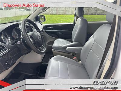 2014 Dodge Grand Caravan SE  HANDICAP WHEELCHAIR ACCESSIBLE VAN - Photo 18 - Sacramento, CA 95821