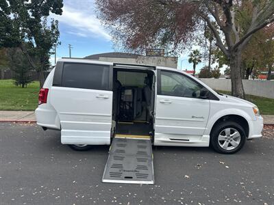 2014 Dodge Grand Caravan SE  HANDICAP WHEELCHAIR ACCESSIBLE VAN - Photo 2 - Sacramento, CA 95821