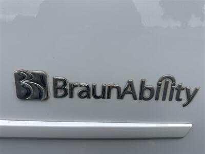 2014 Dodge Grand Caravan SE  HANDICAP WHEELCHAIR ACCESSIBLE VAN - Photo 23 - Sacramento, CA 95821