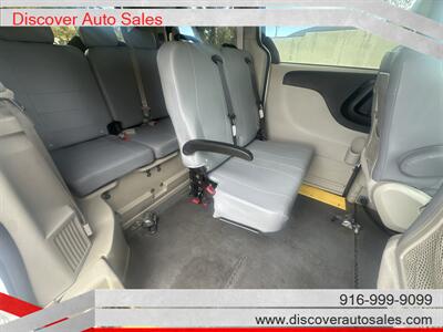 2014 Dodge Grand Caravan SE  HANDICAP WHEELCHAIR ACCESSIBLE VAN - Photo 8 - Sacramento, CA 95821