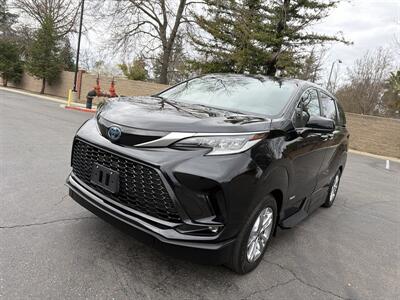 2021 Toyota Sienna XSE 7-Passenger HANDICAP WHEELCHAIR ACCESSIBLE VAN - Photo 18 - Sacramento, CA 95821
