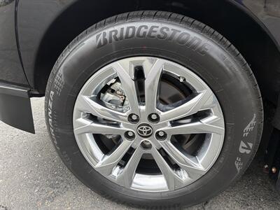 2021 Toyota Sienna XSE 7-Passenger HANDICAP WHEELCHAIR ACCESSIBLE VAN - Photo 26 - Sacramento, CA 95821