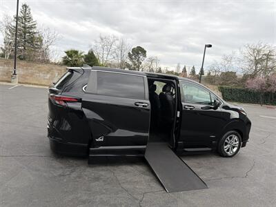 2021 Toyota Sienna XSE 7-Passenger HANDICAP WHEELCHAIR ACCESSIBLE VAN - Photo 5 - Sacramento, CA 95821