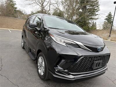 2021 Toyota Sienna XSE 7-Passenger HANDICAP WHEELCHAIR ACCESSIBLE VAN - Photo 19 - Sacramento, CA 95821