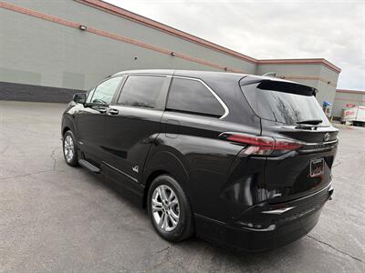 2021 Toyota Sienna XSE 7-Passenger HANDICAP WHEELCHAIR ACCESSIBLE VAN - Photo 15 - Sacramento, CA 95821