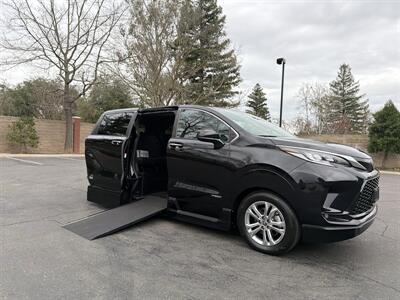 2021 Toyota Sienna XSE 7-Passenger HANDICAP WHEELCHAIR ACCESSIBLE VAN - Photo 6 - Sacramento, CA 95821