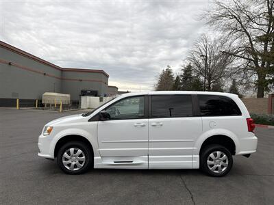 2017 Dodge Grand Caravan SE  HANDICAP WHEELCHAIR ACCESSIBLE VAN - Photo 13 - Sacramento, CA 95821