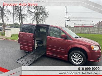 2014 Dodge Grand Caravan Handicap Wheelchair accessible van - Photo 3 - Sacramento, CA 95821