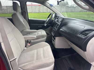 2014 Dodge Grand Caravan Handicap Wheelchair accessible van - Photo 24 - Sacramento, CA 95821