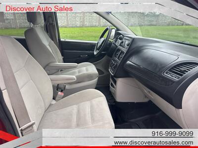 2014 Dodge Grand Caravan Handicap Wheelchair accessible van - Photo 24 - Sacramento, CA 95821
