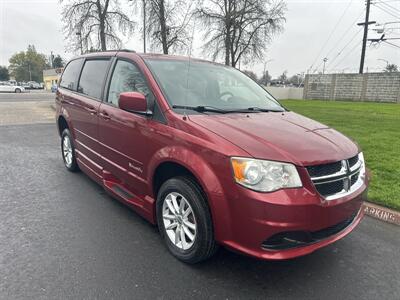 2014 Dodge Grand Caravan Handicap Wheelchair accessible van - Photo 10 - Sacramento, CA 95821