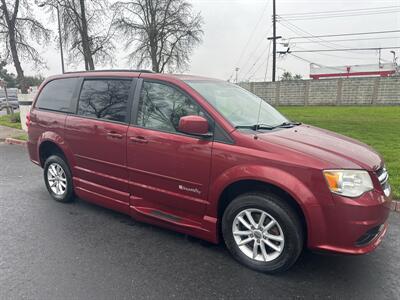 2014 Dodge Grand Caravan Handicap Wheelchair accessible van - Photo 25 - Sacramento, CA 95821