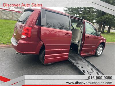 2014 Dodge Grand Caravan Handicap Wheelchair accessible van - Photo 6 - Sacramento, CA 95821
