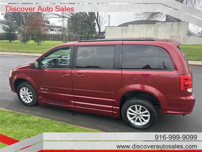 2014 Dodge Grand Caravan Handicap Wheelchair accessible van - Photo 14 - Sacramento, CA 95821
