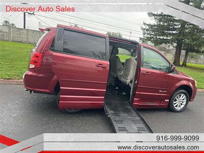 2014 Dodge Grand Caravan Handicap Wheelchair accessible van - Photo 5 - Sacramento, CA 95821