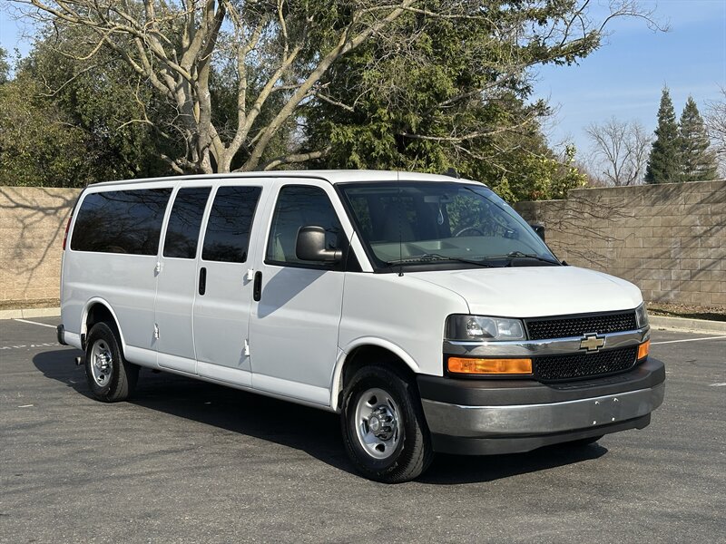 2017 Chevrolet Express LT 3500  
