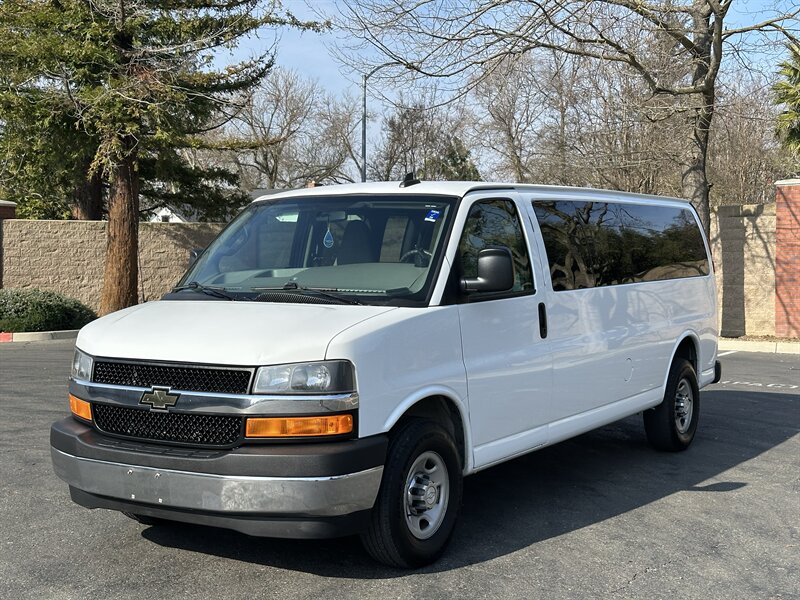 2017 Chevrolet Express LT 3500  