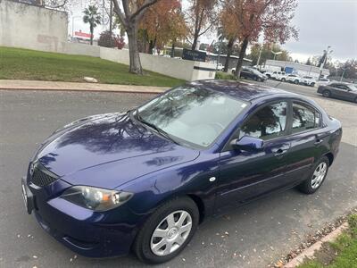 2005 Mazda Mazda3 i   - Photo 11 - Sacramento, CA 95821