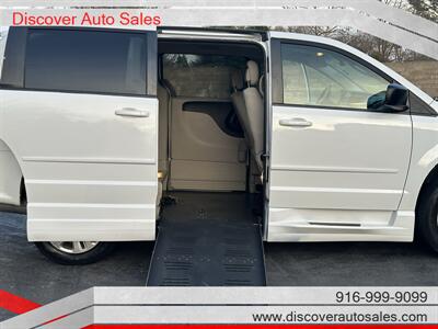 2015 Dodge Grand Caravan SE  HANDICAP WHEELCHAIR ACCESSIBLE VAN - Photo 2 - Sacramento, CA 95821