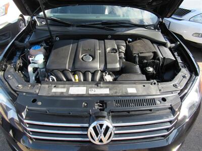 2014 Volkswagen Passat 2.5L Wolfsburg Edition PZEV   - Photo 24 - San Diego, CA 92115