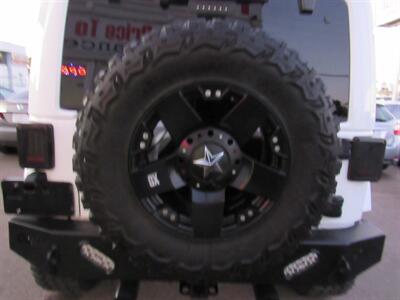 2013 Jeep Wrangler Unlimited Sahara   - Photo 13 - San Diego, CA 92115