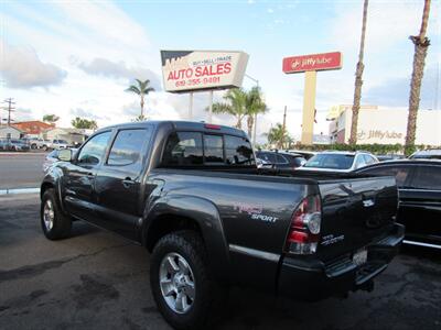 2011 Toyota Tacoma V6   - Photo 7 - San Diego, CA 92115