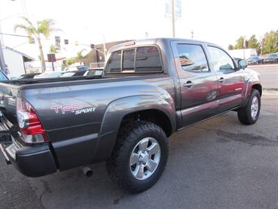 2011 Toyota Tacoma V6   - Photo 12 - San Diego, CA 92115