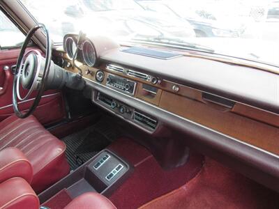 1972 Mercedes-Benz 280SE - Photo 7 - San Diego, CA 92115