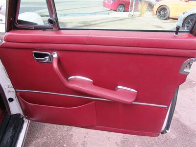 1972 Mercedes-Benz 280SE - Photo 20 - San Diego, CA 92115