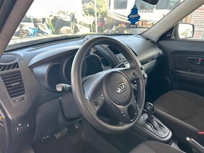 2012 Kia Soul   - Photo 7 - San Diego, CA 92154