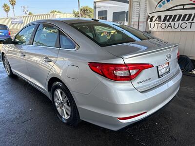 2015 Hyundai SONATA SE   - Photo 2 - San Diego, CA 92154