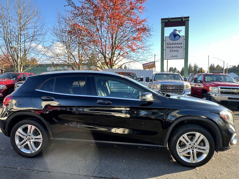 2018 Mercedes-Benz GLA GLA 250 4MATIC 2.0L Turbo I4 208hp 258ft. lbs, AWD, Heated Seats, Leather Interior, Backup Camera, Panoramic Moonroof, Both Driver and Pass sides Memory Seats, Driver&Passenger power seats. - Photo 4 - Milwaukie, OR 97267