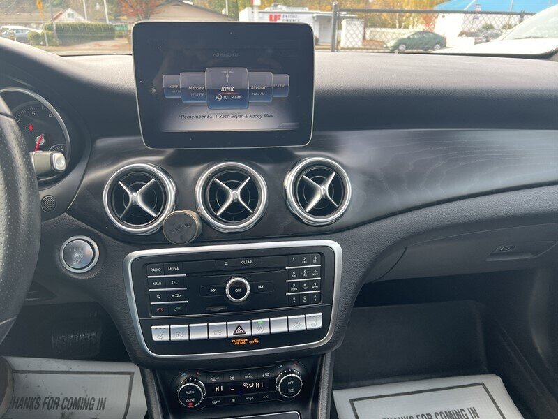 2018 Mercedes-Benz GLA GLA 250 4MATIC 2.0L Turbo I4 208hp 258ft. lbs, AWD, Heated Seats, Leather Interior, Backup Camera, Panoramic Moonroof, Both Driver and Pass sides Memory Seats, Driver&Passenger power seats. - Photo 19 - Milwaukie, OR 97267