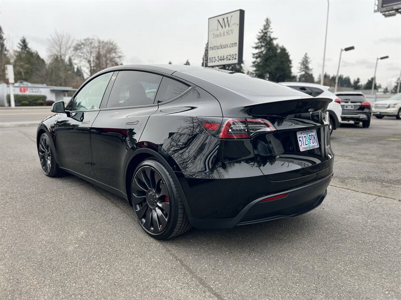 2023 Tesla Model Y Performance Dual Motor, AWD, All Wheel Drive, Autosteer (Beta), Electric, EV - Photo 5 - Milwaukie, OR 97267