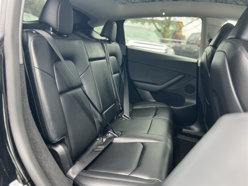 2023 Tesla Model Y Performance Dual Motor, AWD, All Wheel Drive, Autosteer (Beta), Electric, EV - Photo 12 - Milwaukie, OR 97267