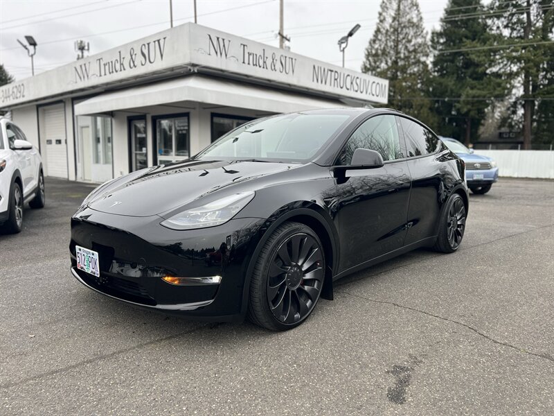 2023 Tesla Model Y Performance Dual Motor, AWD, All Wheel Drive, Autosteer (Beta), Electric, EV - Photo 1 - Milwaukie, OR 97267